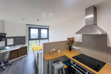 1 bed studio, North Hanover Street, Glasgow, G40PY - Image 5